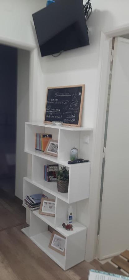 Minimalist Apartment Located Near Belem Lissabon Buitenkant foto